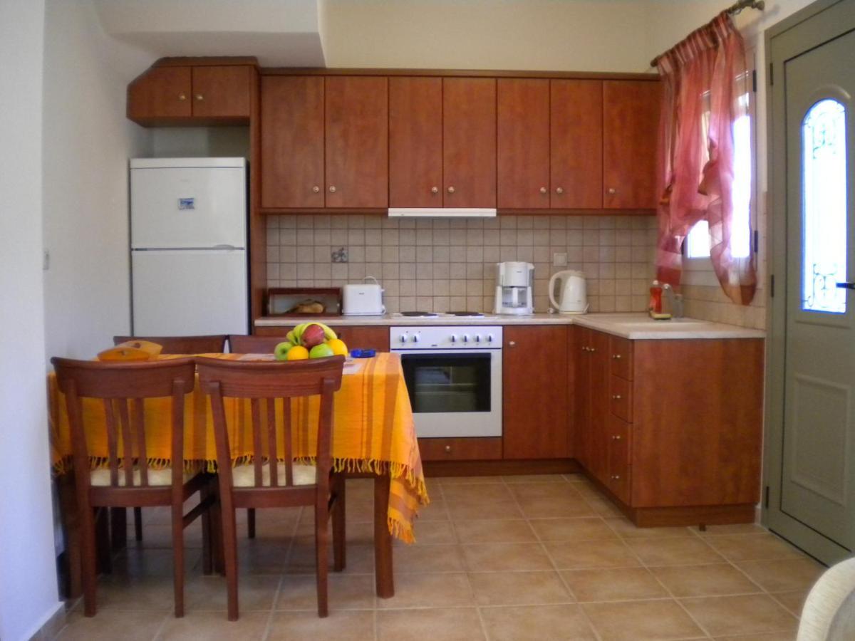 Garden Villas Agia Efimia Luaran gambar