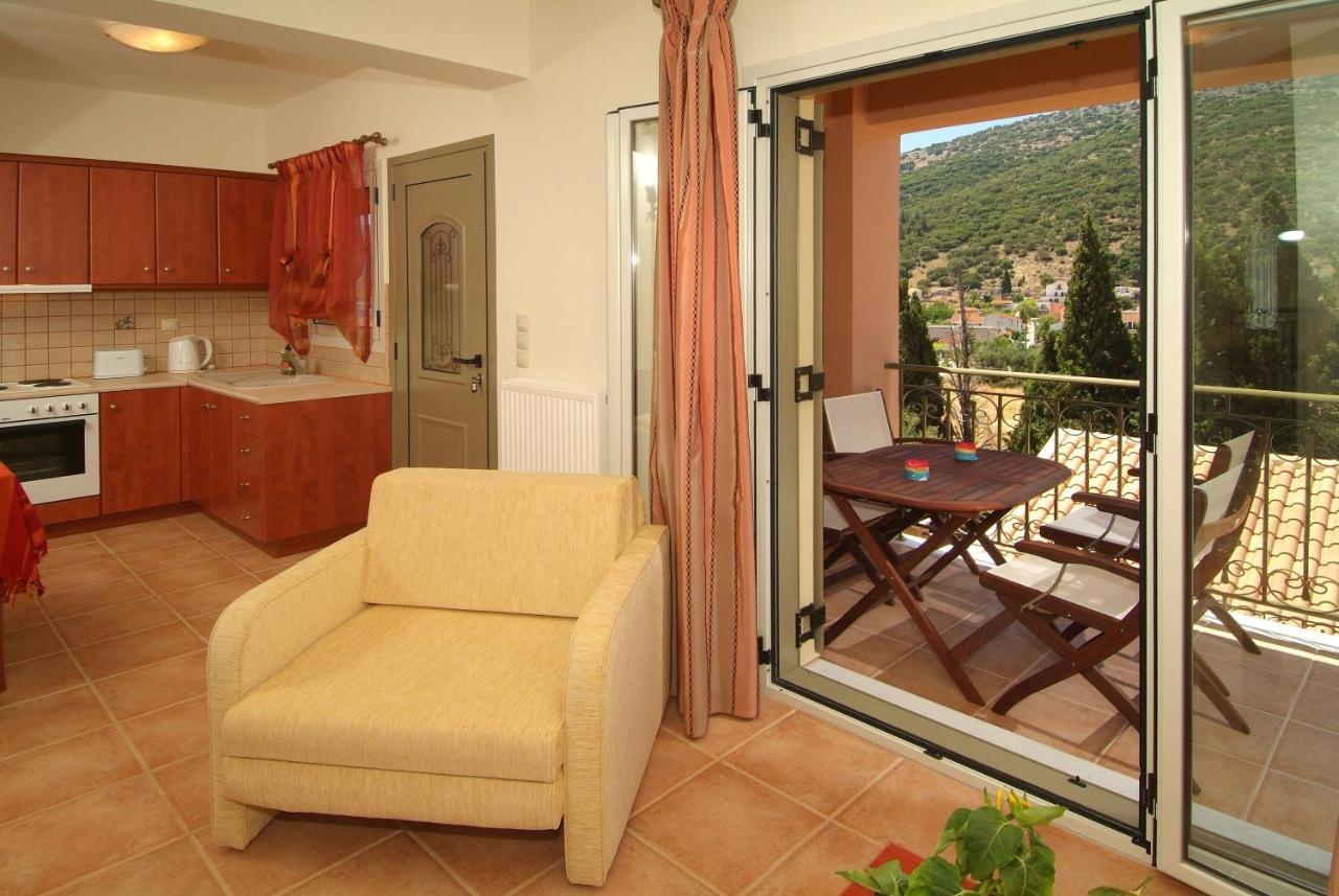 Garden Villas Agia Efimia Luaran gambar